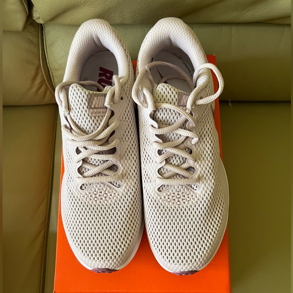 Women’s Nike Zoom Shoes